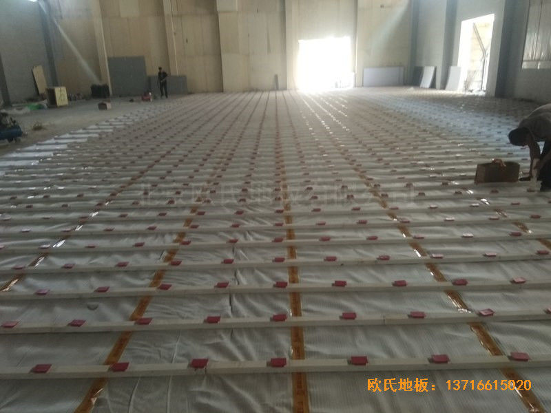山西長治雙創夢工廠籃球體育地板施工案例1