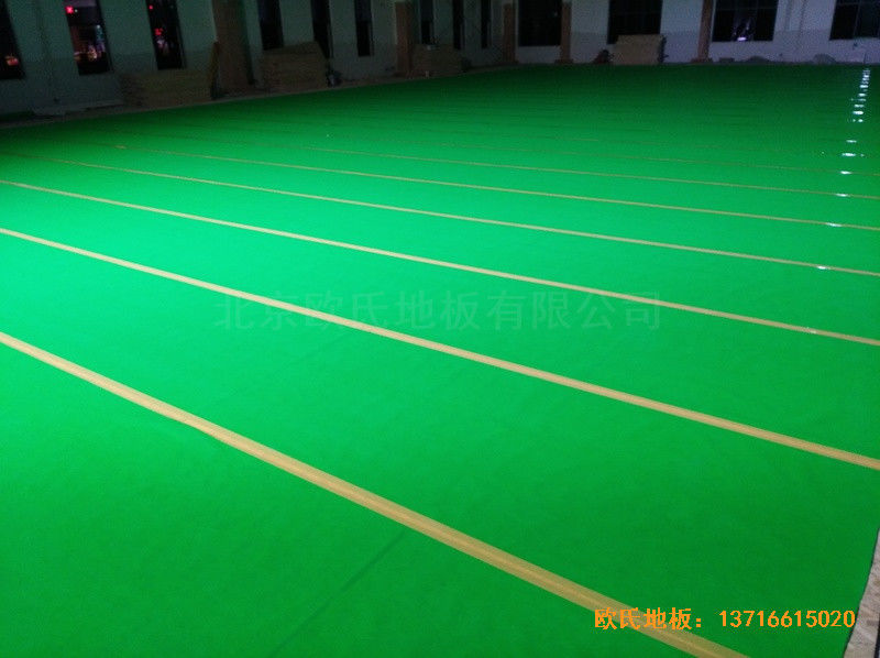 湖北黃岡蘄春收費(fèi)站籃球館運(yùn)動地板鋪設(shè)案例3