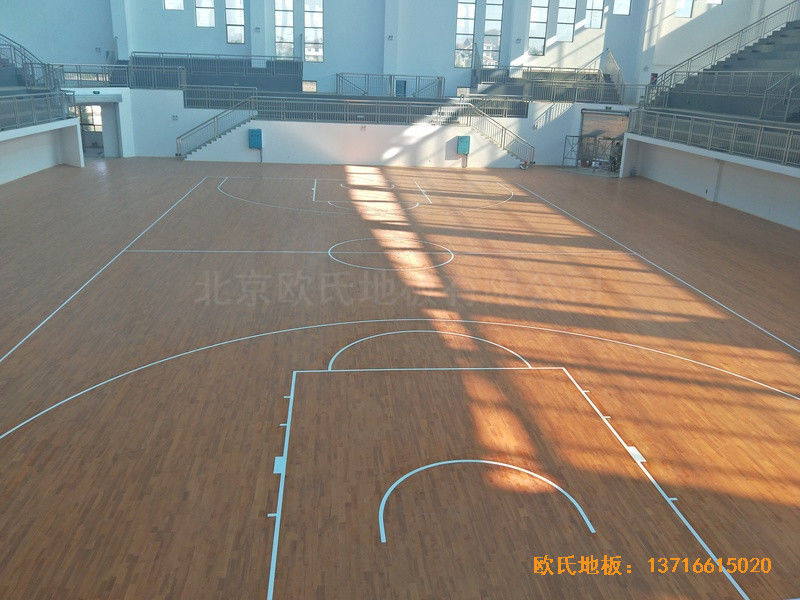 湖南辰溪實(shí)驗(yàn)學(xué)校籃球館體育木地板鋪裝案例5