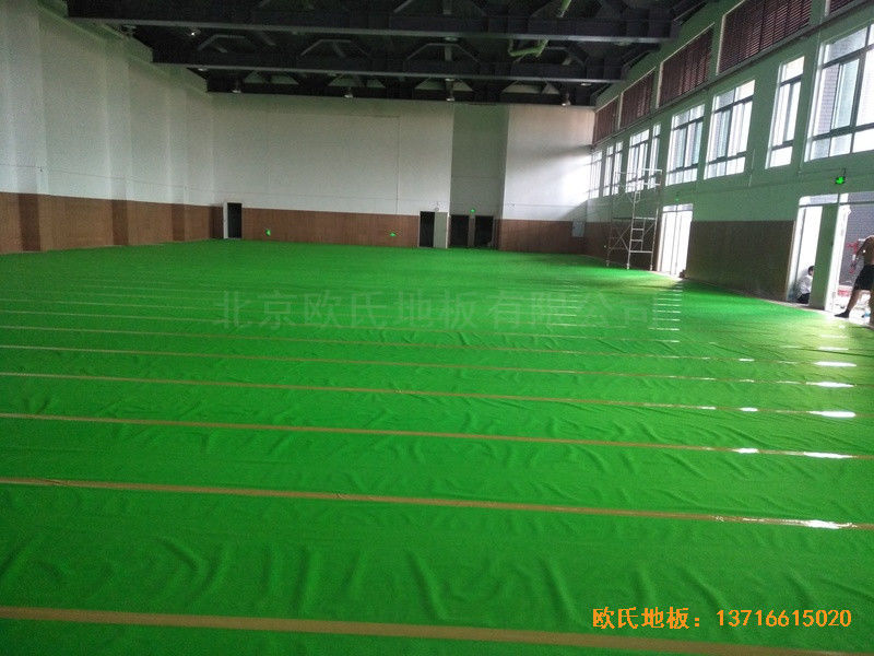 西南大學華南城小學運動館體育地板安裝案例3