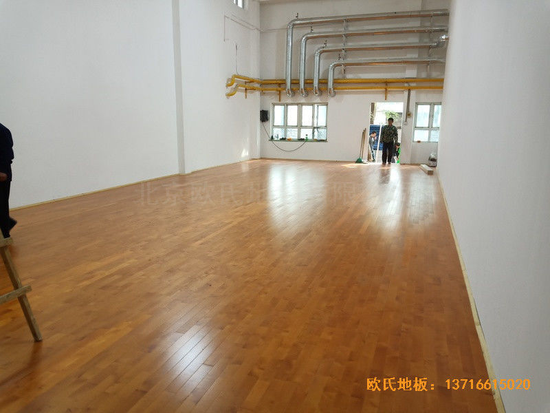 西城區黃寺大街24號院籃球館體育木地板鋪裝案例5
