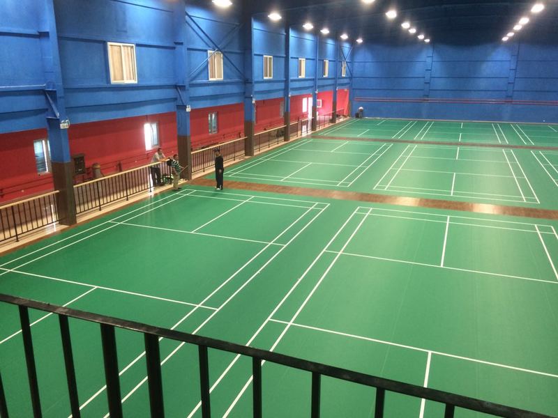 北京蓮石羽毛球俱樂部體育木地板鋪設(shè)工程