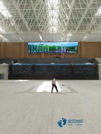 籃球館楓木地板質量問題2