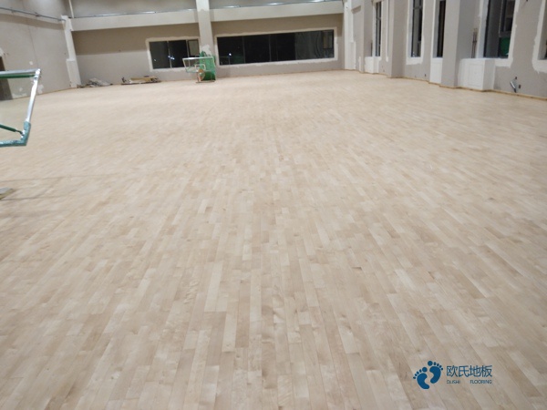 專業運動實木地板2