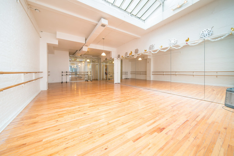 學校松木舞臺體育場館木地板施工單位1