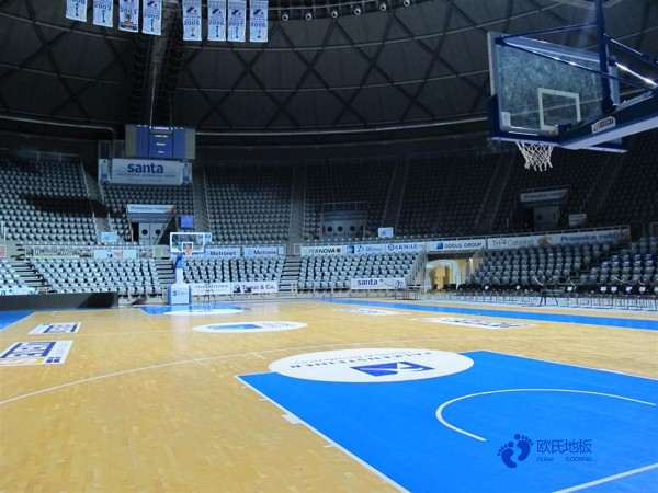 大學(xué)運(yùn)動(dòng)籃球木地板報(bào)價(jià)表