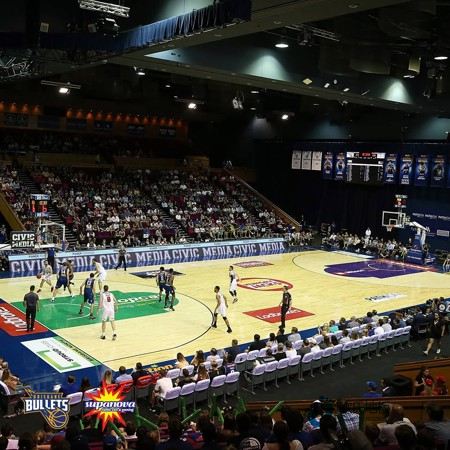 體育館運動木地板保養1