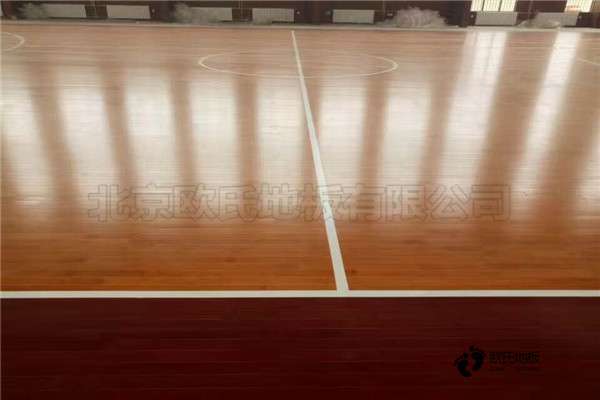 籃球場運動木地板安裝價格是多少1
