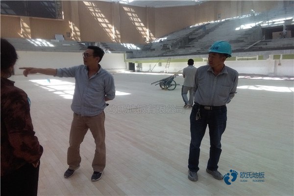 學?；@球木地板生產工藝流程3