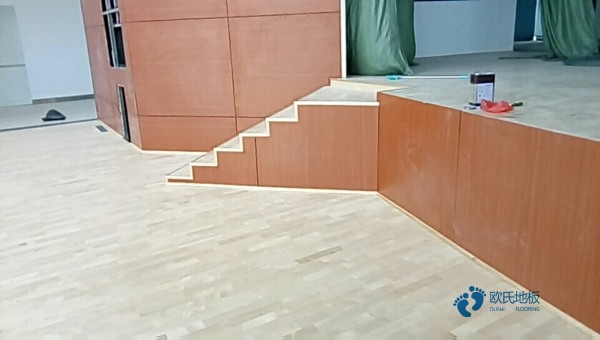 運(yùn)動(dòng)木地板施工前基礎(chǔ)要求1