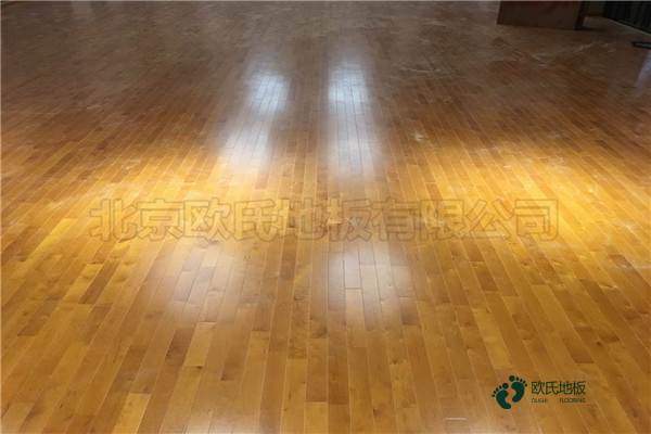 籃球館體育木地板施工工藝1