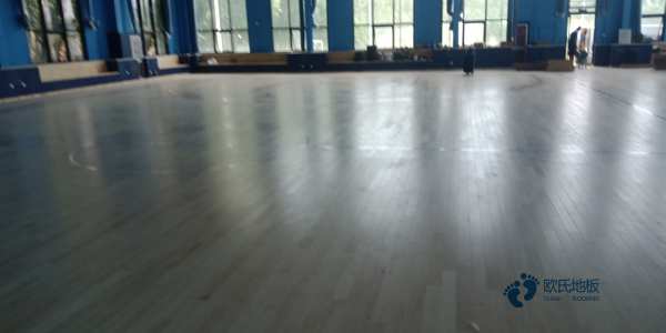 國產運動籃球木地板哪個牌子性價比高