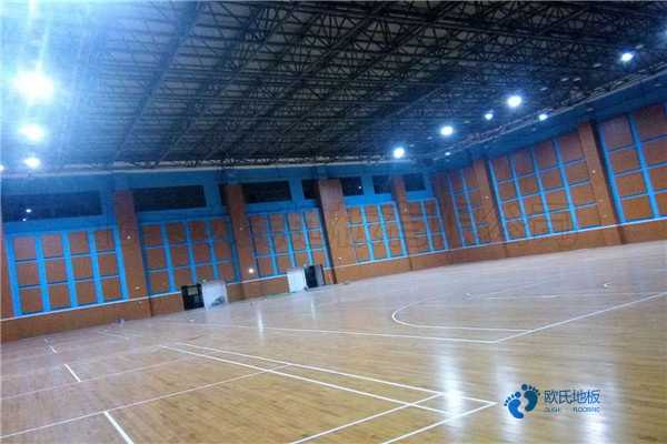 22mm厚籃球場(chǎng)地木地板品牌2